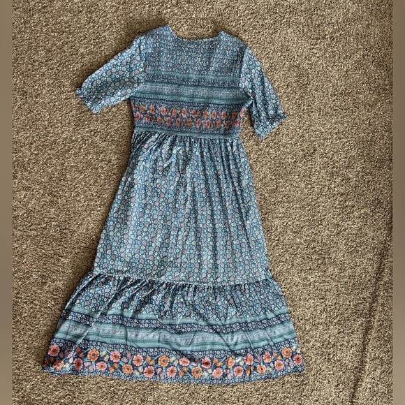 NWT Women’s Floral Dress - Picture 4 of 6
